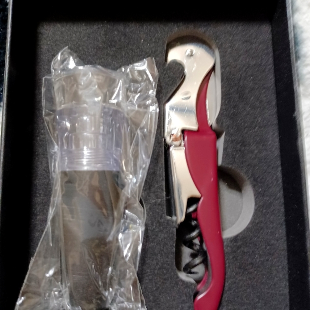 Wine Bottle Opener with Stopper
